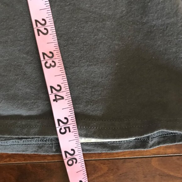 DisneyLand By Hanes The Haunted Mansion Skull Graphic T-Shirt Unisex Size S - Picture 6 of 6